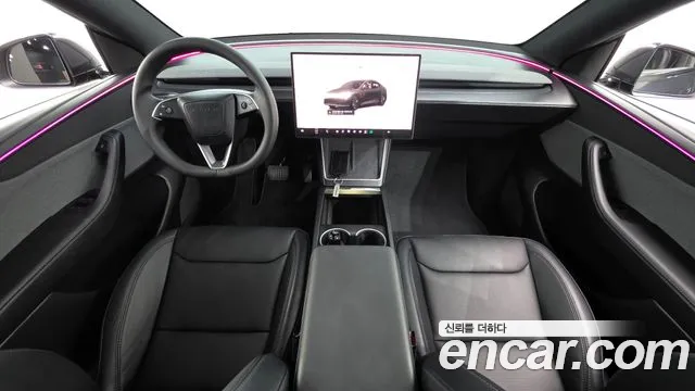 Tesla Model Y — Фото автомобиля 7