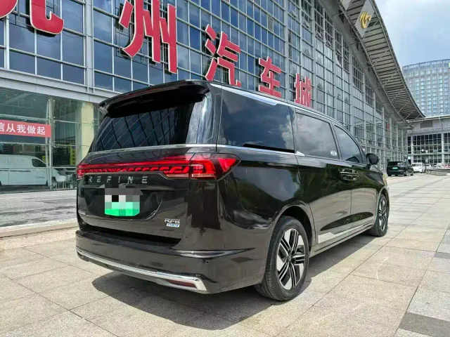 JAC Refine RF8 PHEV — Фото автомобиля 5