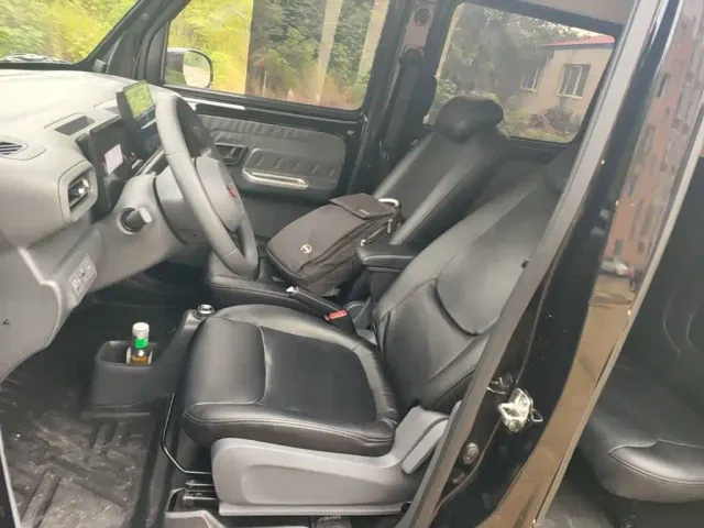 Wuling Zhiguang NEV — Фото автомобиля 14