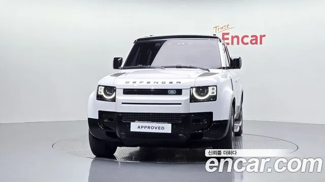 Land Rover Defender L663 — Фото автомобиля 3