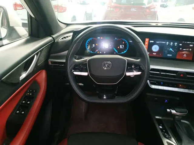 Changan CS35 Plus — Фото автомобиля 10