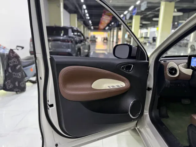 Wuling Bingo — Фото автомобиля 17