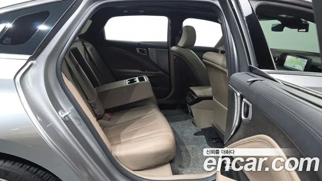 Kia K8 2.5 Бензин 2WD — Фото автомобиля 12