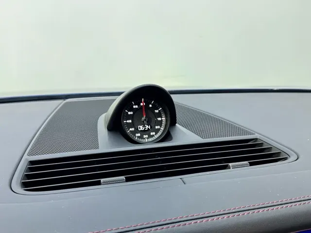 Porsche Panamera — Фото автомобиля 22