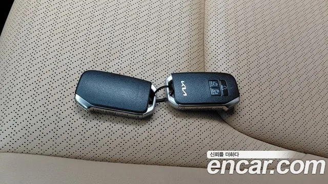 Kia Canival Carnival 4 поколение Бензин 9 мест Signature — Фото автомобиля 15