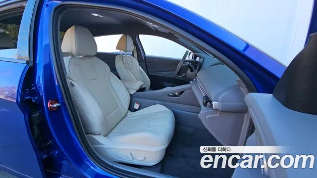 Hyundai AVANTE Новый Avante (CN7) — Фото автомобиля 11