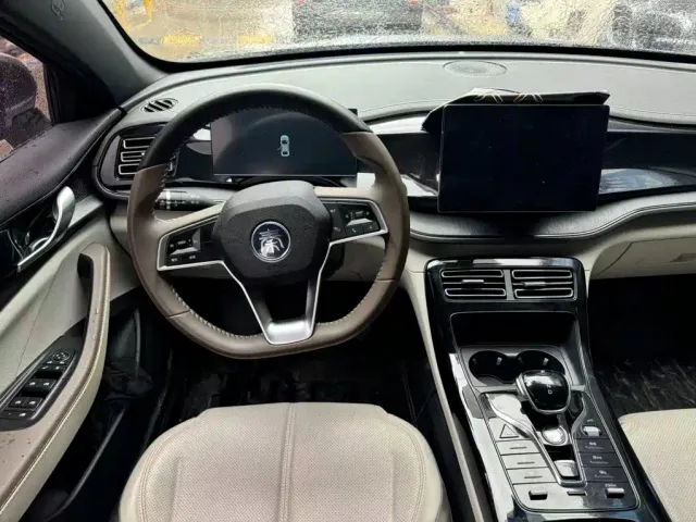 BYD Qin PLUS — Фото автомобиля 8