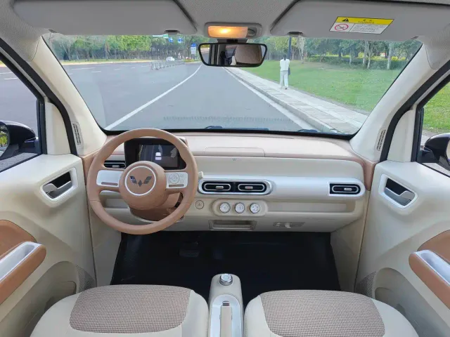 Wuling Hongguang Mini EV — Фото автомобиля 8