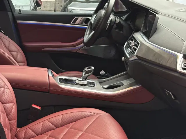BMW X5 — Фото автомобиля 14