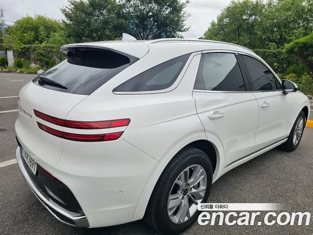 Genesis GV70 — Фото автомобиля 4