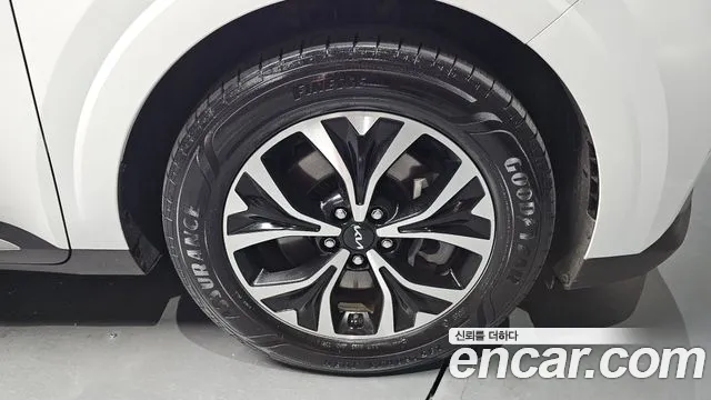 Kia Canival Carnival 4 поколение Бензин 9 мест Noblesse — Фото автомобиля 21