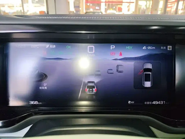 BYD FangChengBao Leopard 5 — Фото автомобиля 11