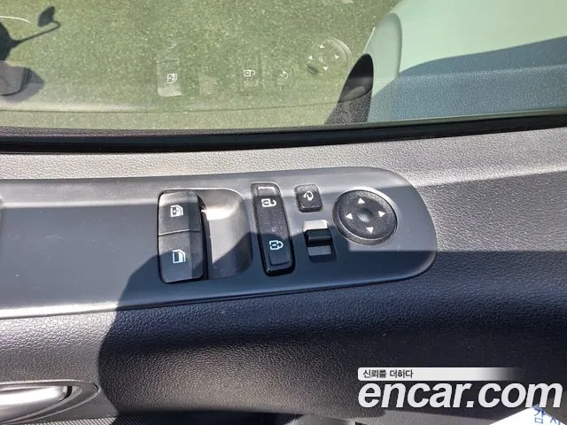 Hyundai Staria Staria Карго 3 места — Фото автомобиля 15