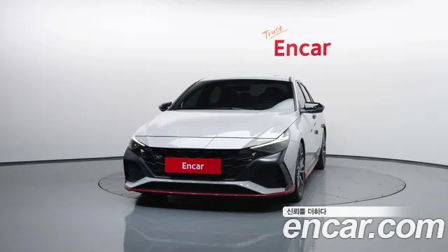 Hyundai AVANTE — Фото автомобиля 3