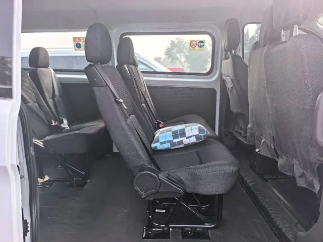 Ford Transit 2023 2.0T Petrol Auto Business Travel Mid-Axis Mid-Roof 10/11/12-seater — Фото автомобиля 8