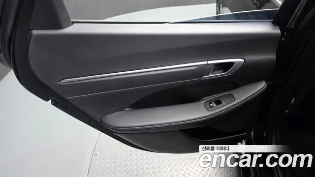 Hyundai Sonata — Фото автомобиля 14