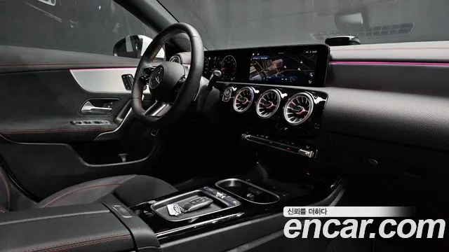 Mercedes-Benz CLA-Class — Фото автомобиля 24