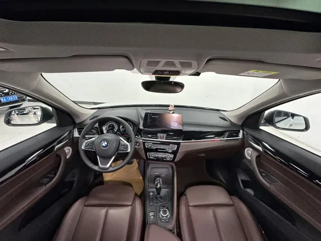 BMW X1 — Фото автомобиля 14