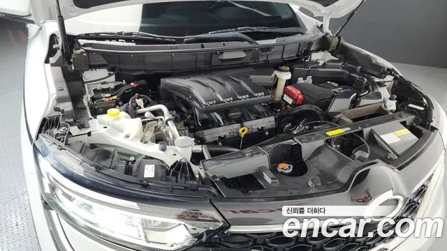 Renault-KoreaSamsung QM6 Новый QM6 2.0 LPe LE Signature 2WD — Фото автомобиля 5