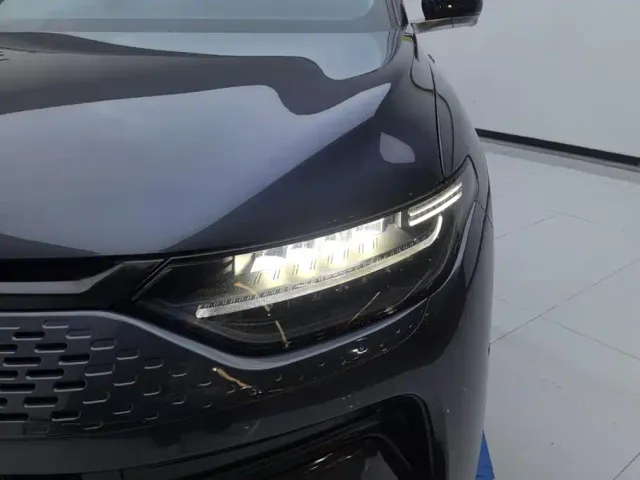 Leapmotor C11 — Фото автомобиля 5