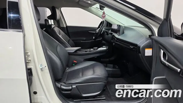 Kia EV6 — Фото автомобиля 16