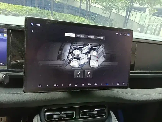 BYD FangChengBao Leopard 5 — Фото автомобиля 12