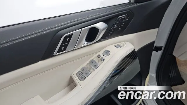 BMW X7 — Фото автомобиля 20