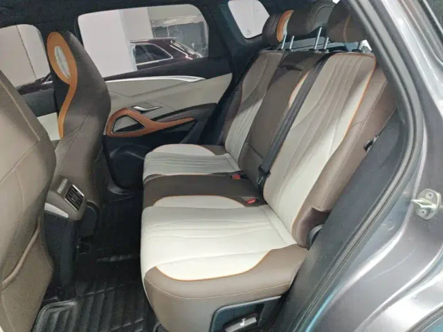 BYD Song Pro — Фото автомобиля 16