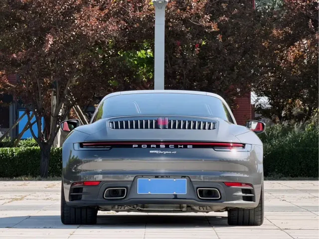 Porsche 911 — Фото автомобиля 5