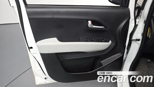 Kia RAY Новый Kia Ray Signature — Фото автомобиля 24
