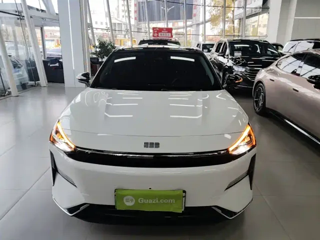 Geely Galaxy L6 — Фото автомобиля 2