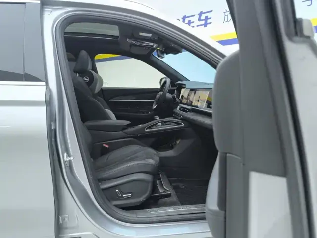 Geely Xingyue L — Фото автомобиля 8