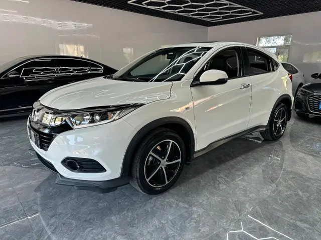 Honda Vezel — Фото автомобиля 2