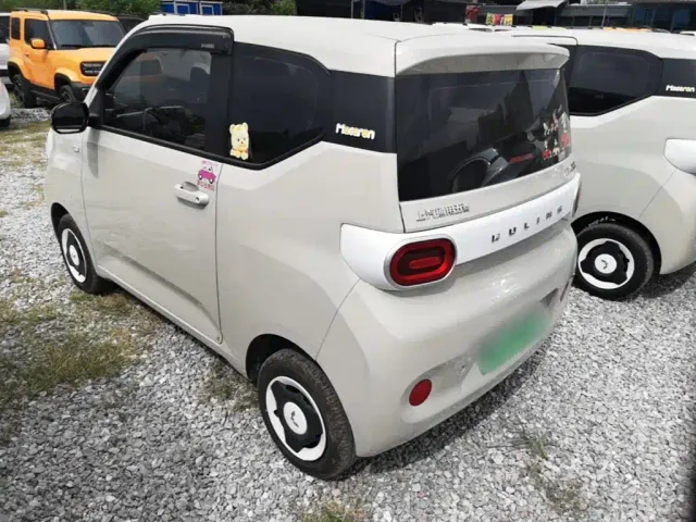Wuling Hongguang Mini EV — Фото автомобиля 4