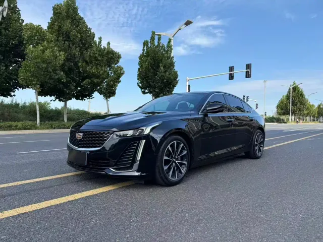 Cadillac CT5 — Фото автомобиля 3