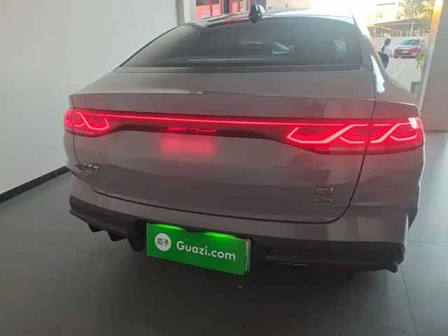 BYD Qin L — Фото автомобиля 3