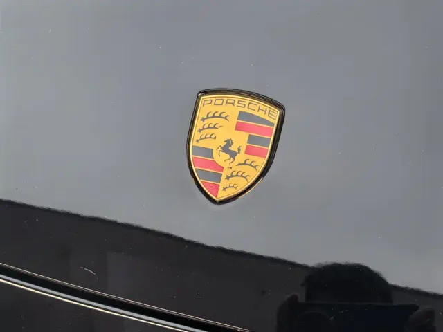 Porsche 911 — Фото автомобиля 30