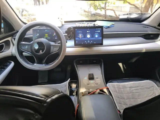 BYD Seal 05 DM-i — Фото автомобиля 10
