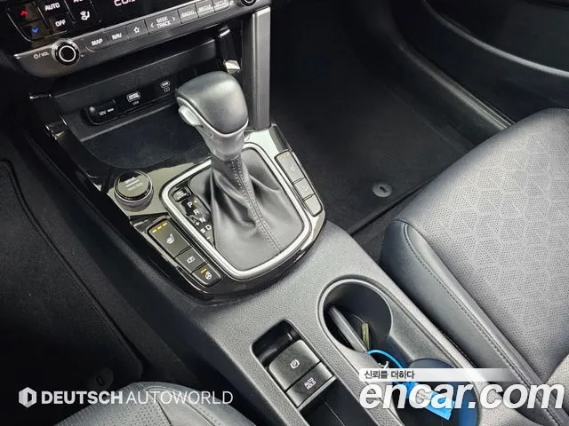 Kia Seltos New — Фото автомобиля 12