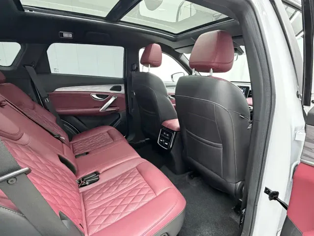 Jetour X70 Plus — Фото автомобиля 16