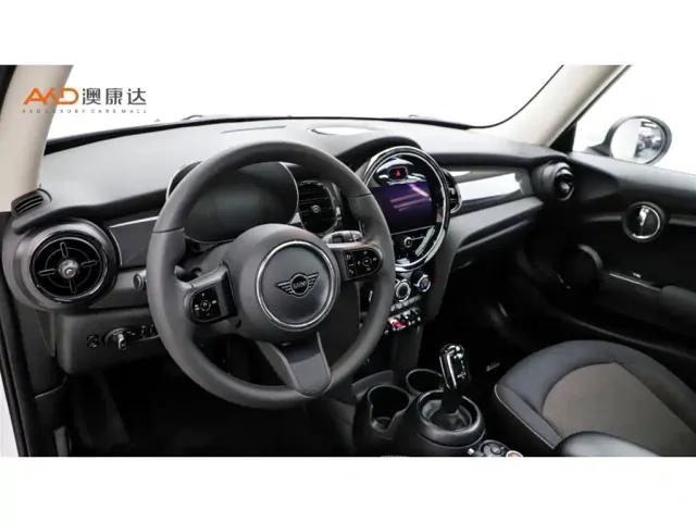 MINI Hatch — Фото автомобиля 6