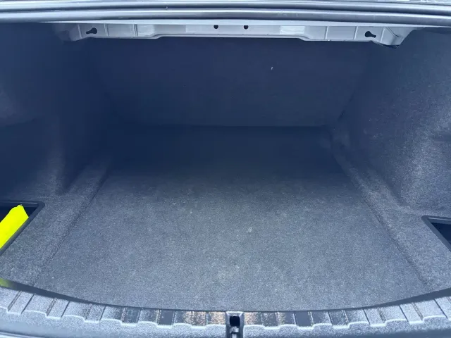 BMW 3 Series — Фото автомобиля 13