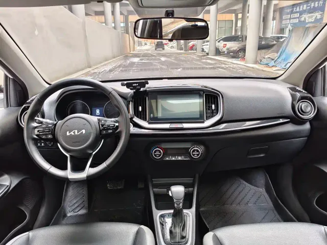 Kia KX1 — Фото автомобиля 5