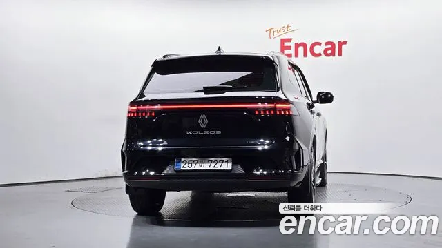 Renault-KoreaSamsung Grand Koleos Grand Koleos — Фото автомобиля 4