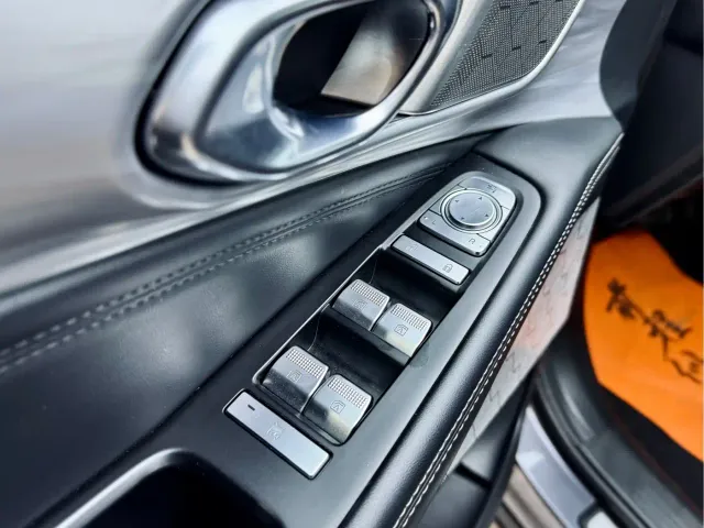 GAC Trumpchi GS8 — Фото автомобиля 12