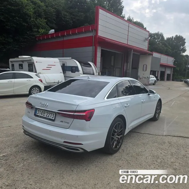 Audi A6 — Фото автомобиля 6