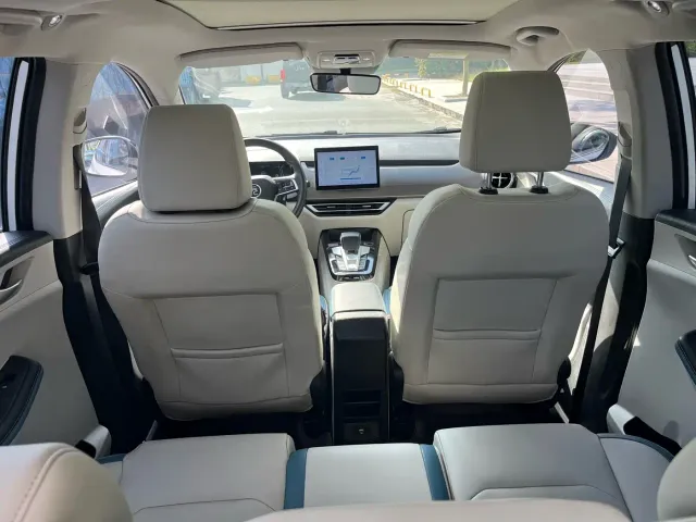 BYD Yuan Pro — Фото автомобиля 21