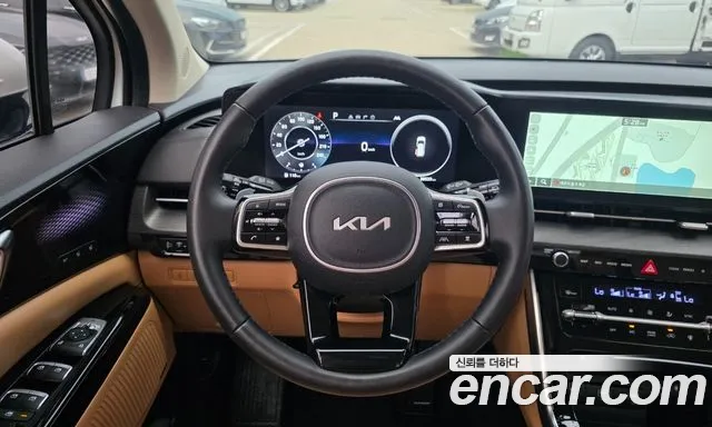 Kia Carnival Generation 4 — Фото автомобиля 8
