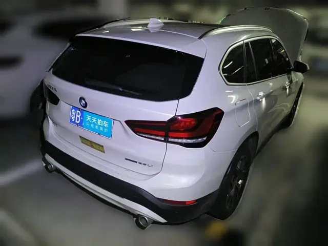 BMW X1 — Фото автомобиля 2