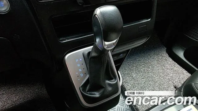 Hyundai Staria — Фото автомобиля 18